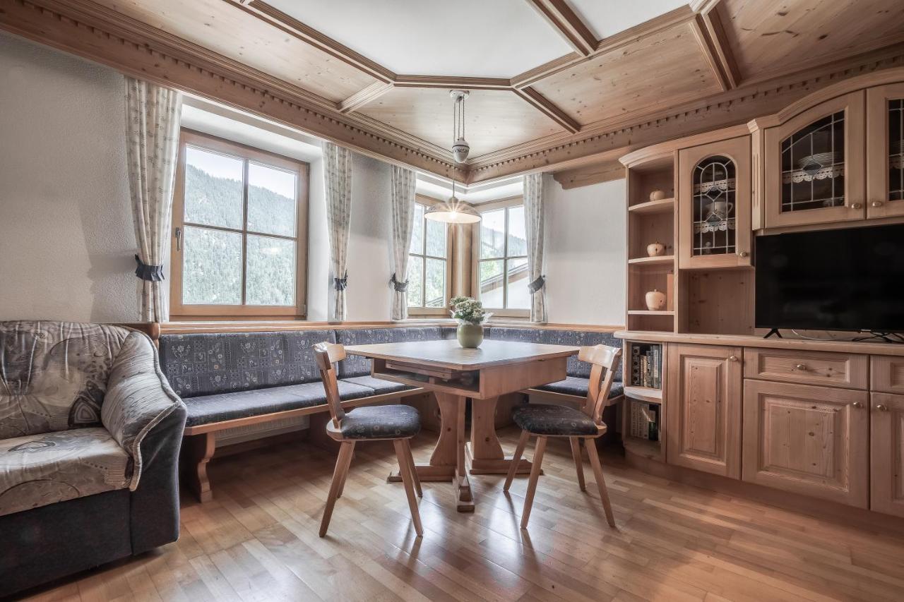 Apartment Dolomites Nest San Martino in Badia Ngoại thất bức ảnh